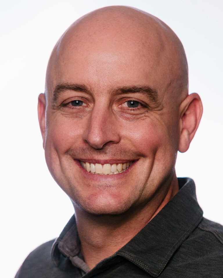 Headshot of Bertron Earnshaw